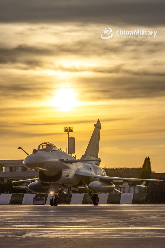 J-10 fighters in day-and-night flight training