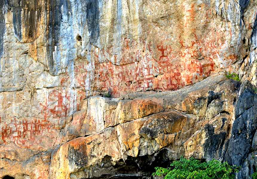 Cultural treasure of Zhuang ethnic group: Zuojiang Huashan Rock Art Cultural Landscape