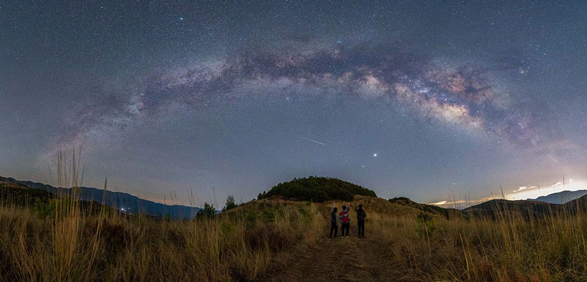 Breathtaking starlit skies in four seasons in SW China’s Yunnan