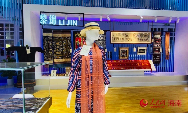 Local products of Hainan gain popularity at 2nd China International Consumer Products Expo