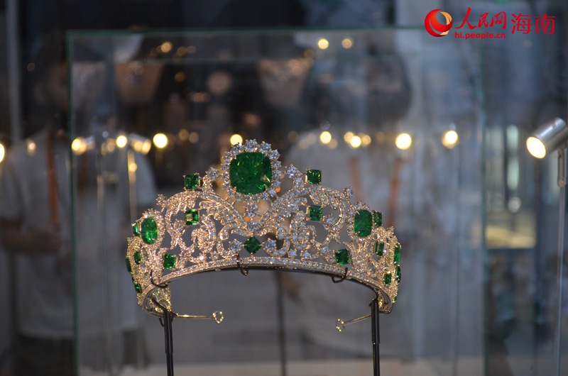 Fabulous jewelry pieces you don’t want to miss at the 2nd China International Consumer Products Expo