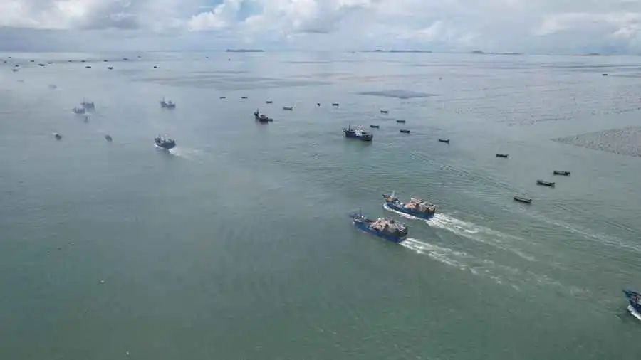 Fishing boats set sail as seasonal fishing ban lifted in SE China’s Fujian