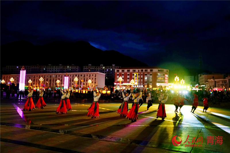 Experience natural beauty, nighttime tourism of Qilian county in NW China’s Qinghai