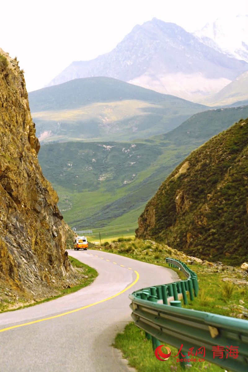 Experience natural beauty, nighttime tourism of Qilian county in NW China’s Qinghai