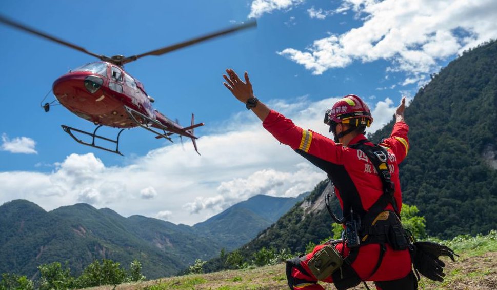 Rescue and relief efforts continue in quake-hit Sichuan