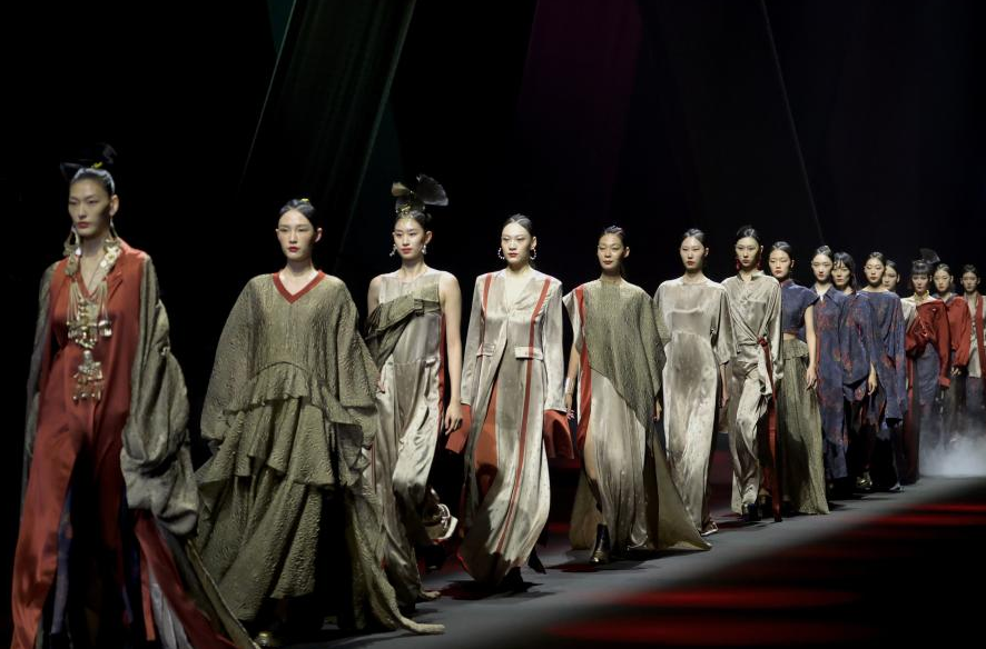 Highlights of China Fashion Week S/S 2023 in Beijing