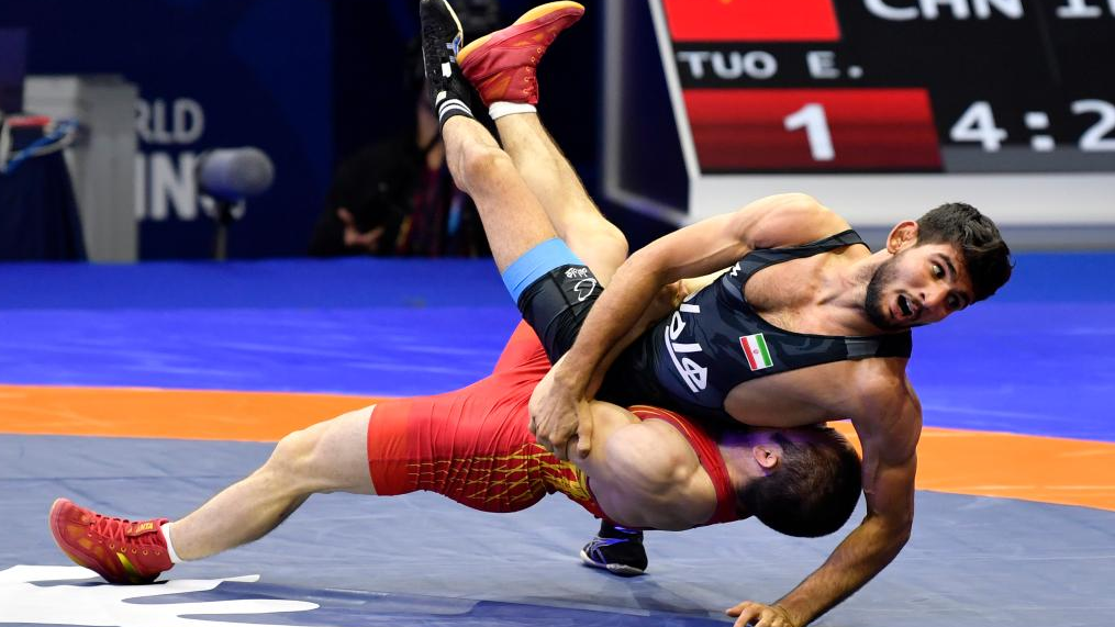 China's Tuo Erbatu wins bronze medal at Wrestling World Championships