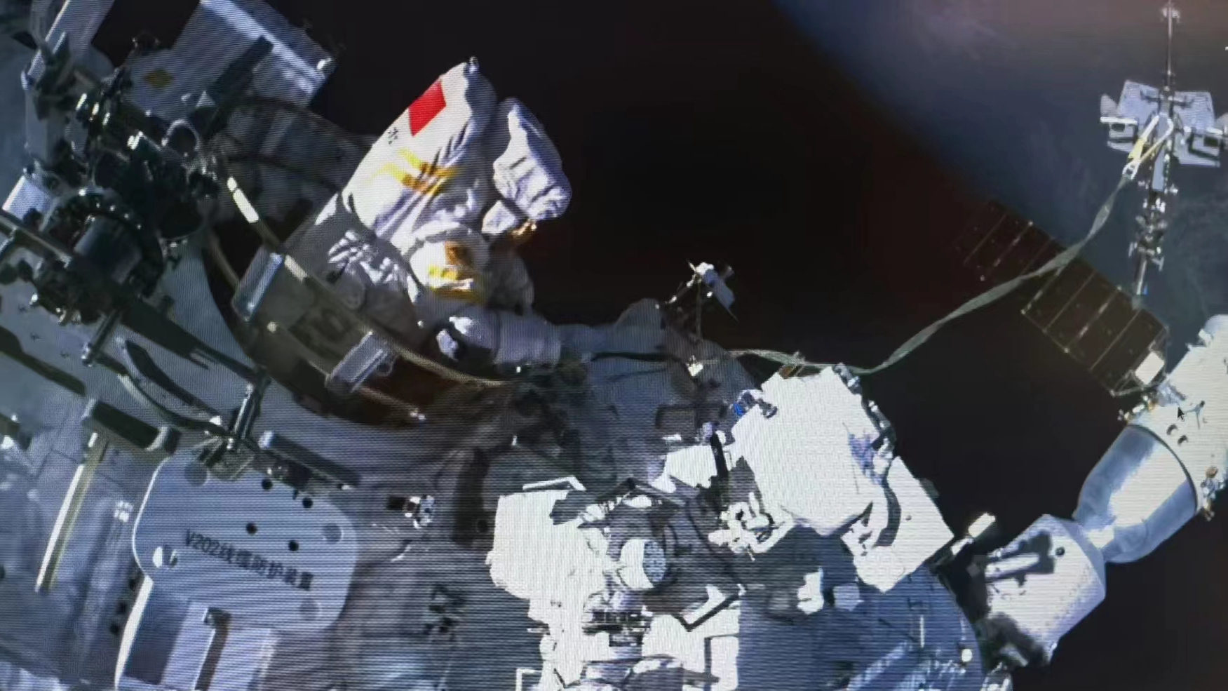 Shenzhou-14 crew's second spacewalk went 'extremely well'