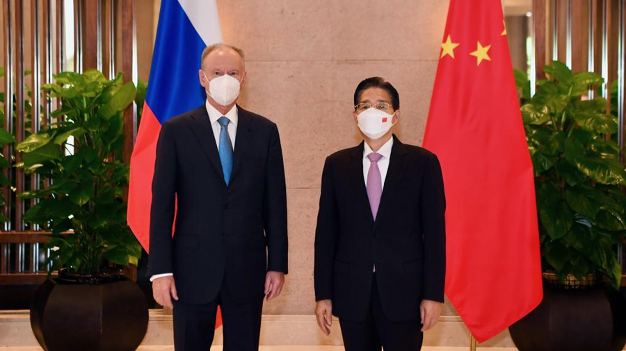 China, Russia hold meeting on law-enforcement, security cooperation