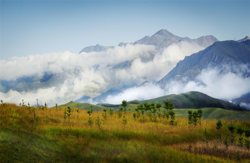 Splendid autumn scenery of Qilian Mountains in NW China