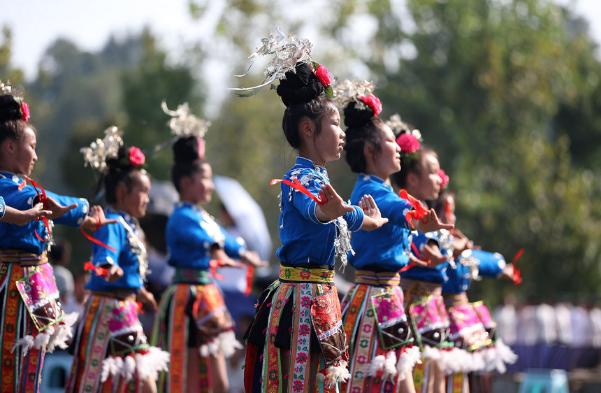 In pics: Students take part in middle school dance competition in China's Guizhou