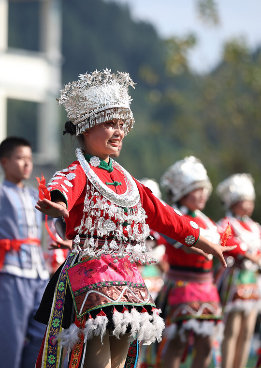 In pics: Students take part in middle school dance competition in China's Guizhou