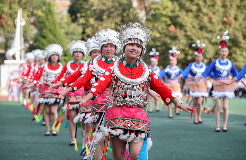 In pics: Students take part in middle school dance competition in China's Guizhou