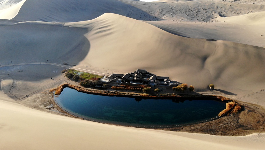 Beautiful view in Mingsha Mountain and Crescent Spring scenic spot in Dunhuang