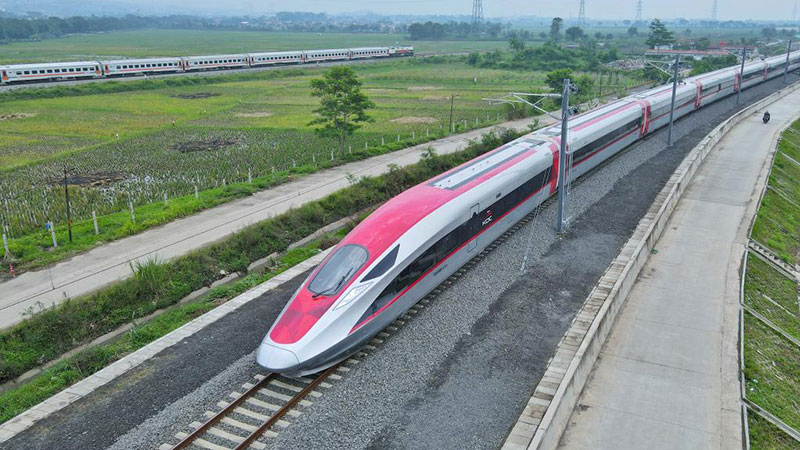 Feature: Jakarta-Bandung High Speed Railway construction sees closer China-Indonesia cooperation