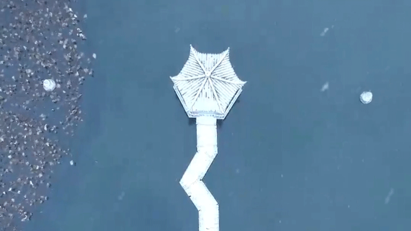 Snowy West Lake in Hangzhou, Zhejiang