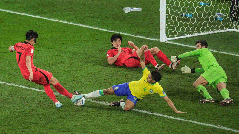 Brazil ease past South Korea, Croatia edge Japan on penalties