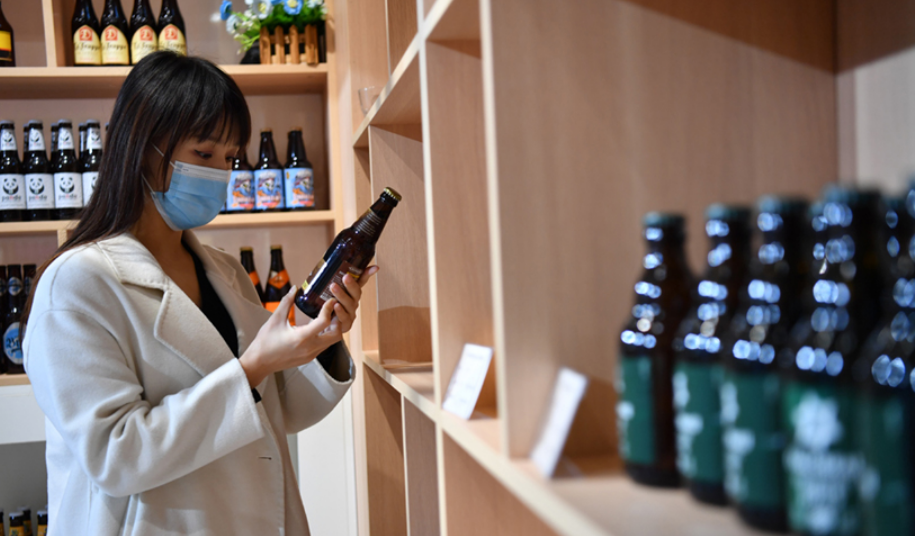 Consumers in Ganzhou of E China’s Jiangxi buy imported goods from over 80 countries, regions