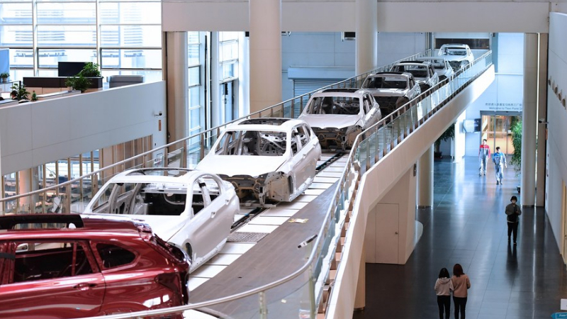 China's old industrial base makes headway on revitalization