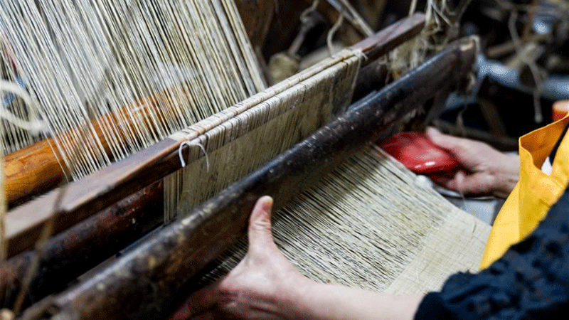 Traditional handwoven craft: xiabu