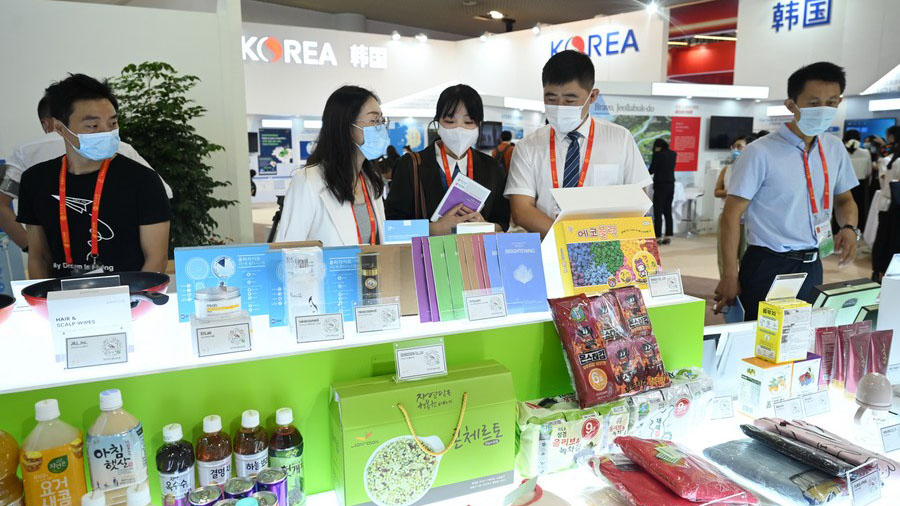 China's FDI inflow up 9.9 pct in first 11 months