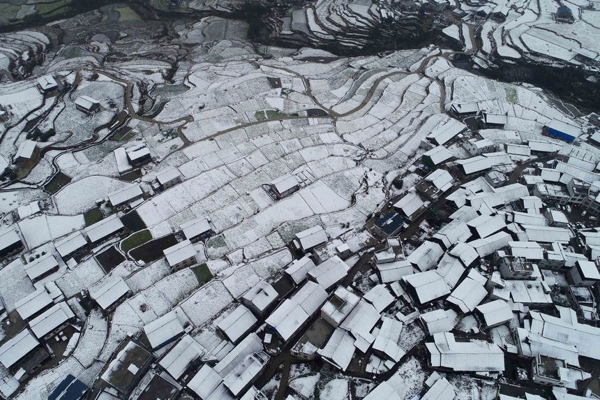 Gorgeous snow scenery of villages in SW China’s Guizhou