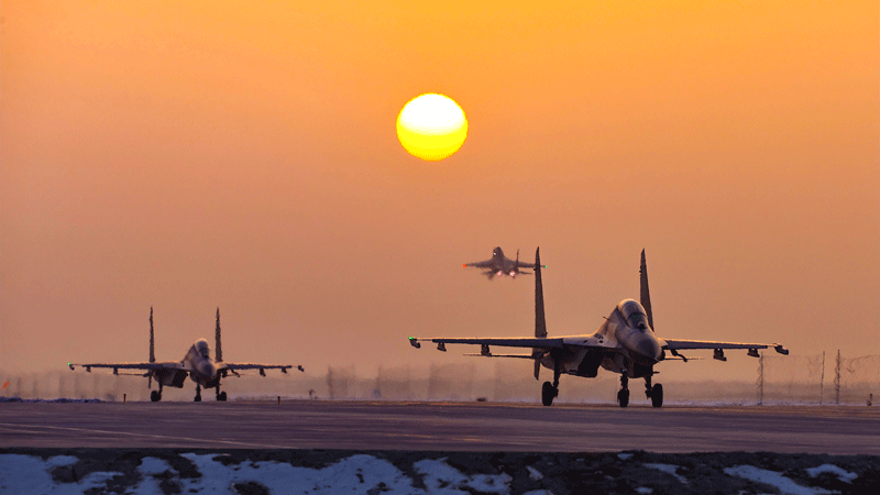 Fighter jets get ready for training