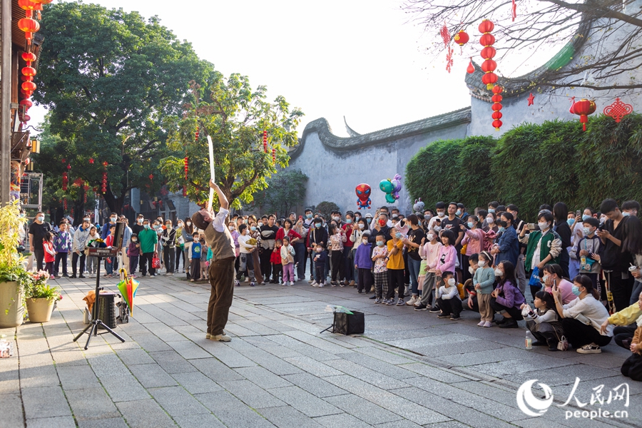 Spring Festival vibes fill China’s Fuzhou city