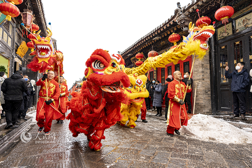Chinese cities immersed in festival atmosphere as Lunar New Year nears
