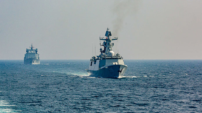 42nd Chinese naval escort taskforce conducts maneuvering exercise