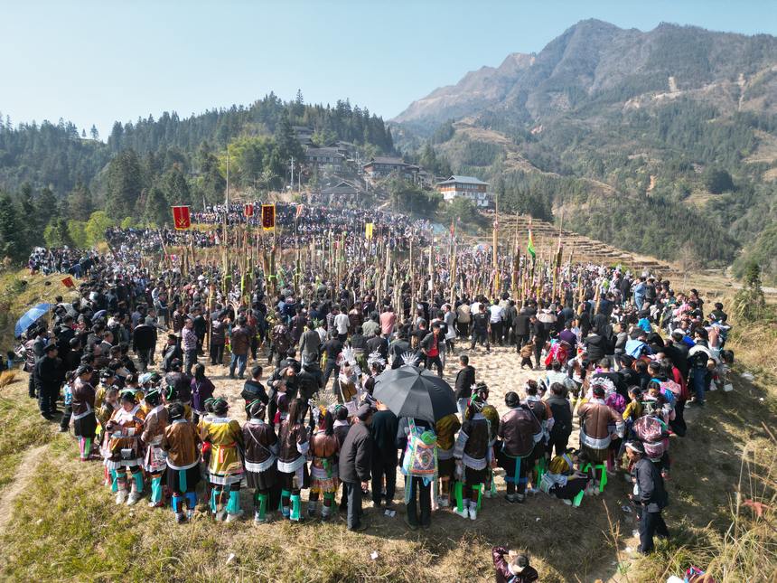 Colorful folklore performances draw tourists to Congjiang county of SW China's Guizhou