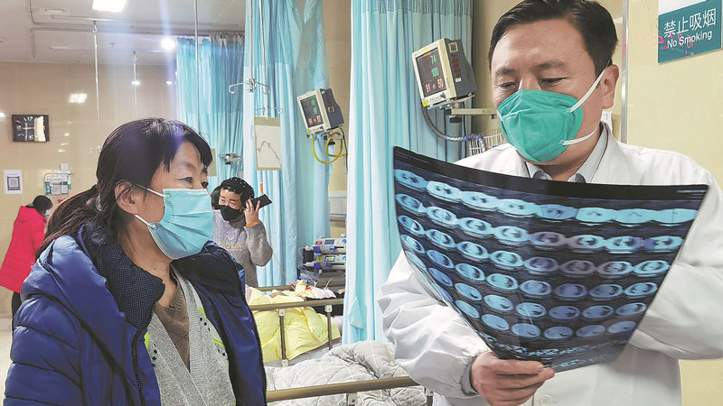 Major hospitals see decline in COVID-19 patients after break