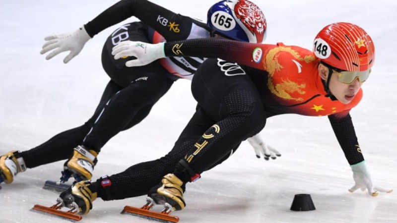 China takes 2 gold medals at Short-Track Speed Skating World Cup