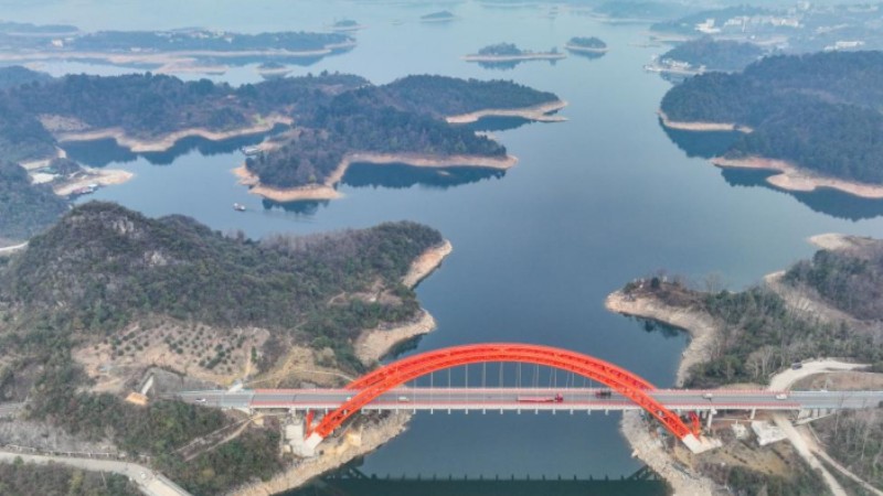 Exploring "the museum of world bridges" in SW China