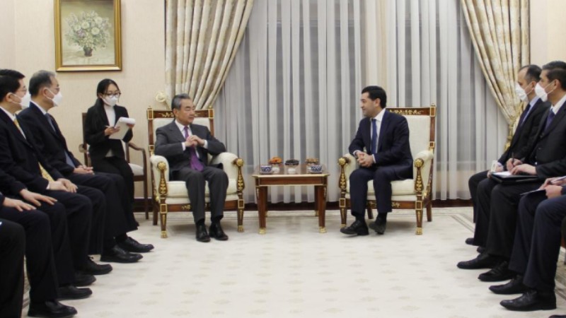 Senior CPC official meets Uzbek acting FM