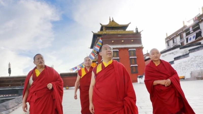 Greetings of Tibetan New Year from Panchen Erdeni Chos-kyi rGyal-po