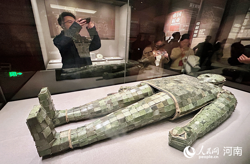 In pics: Relics displayed at Henan Museum show profoundness of Chinese culture