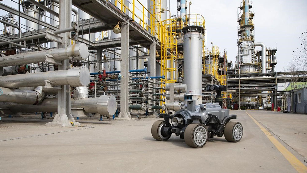 China's AI industry embraces new opportunities for development