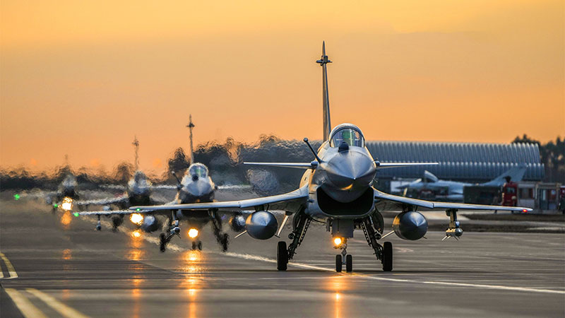 Fighter jets leave for 24-hour flight