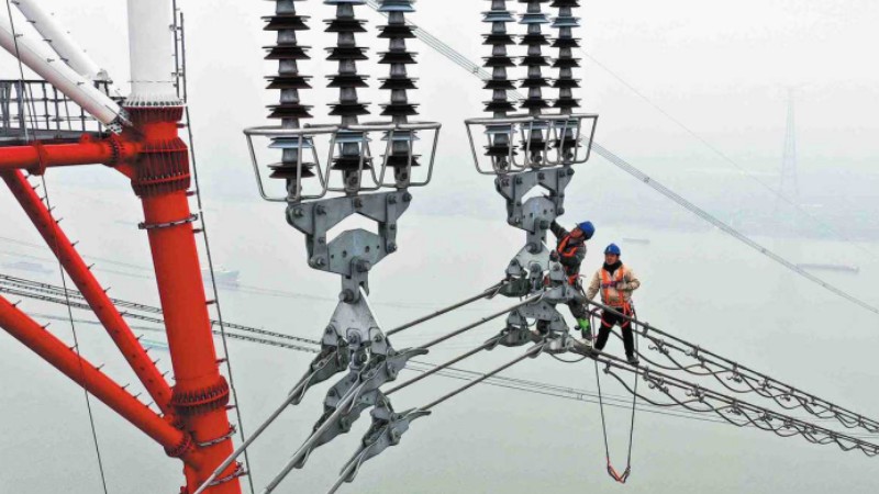 More efforts urged on climate, clean energy