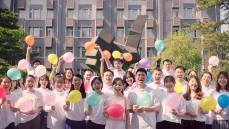 Public-service project in China helps visually impaired people 'see' movies