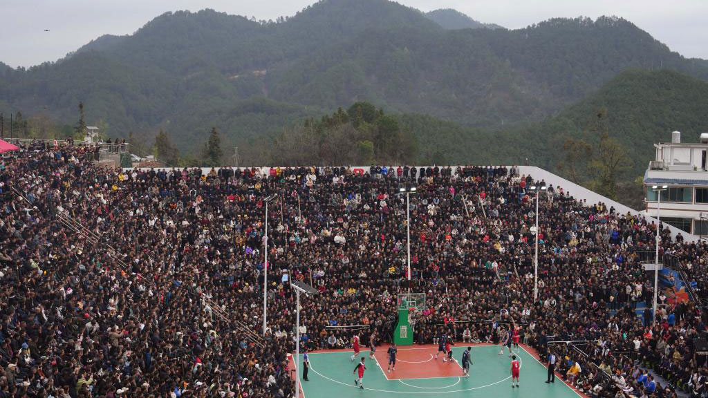 China's village basketball games go viral, benefiting local communities