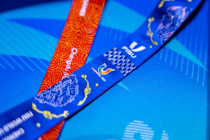 Chengdu Universiade's medal ribbons applying craftsmanship of Shu brocade showcase Chinese aesthetics