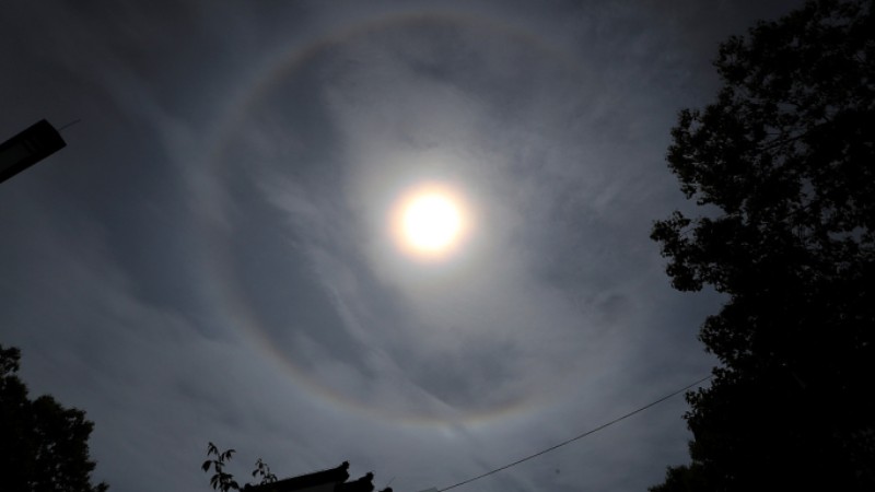 Solar halo shines over Anhui in East China