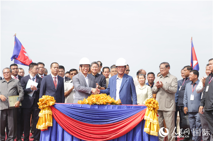 Chinese-invested expressway starts construction in Cambodia