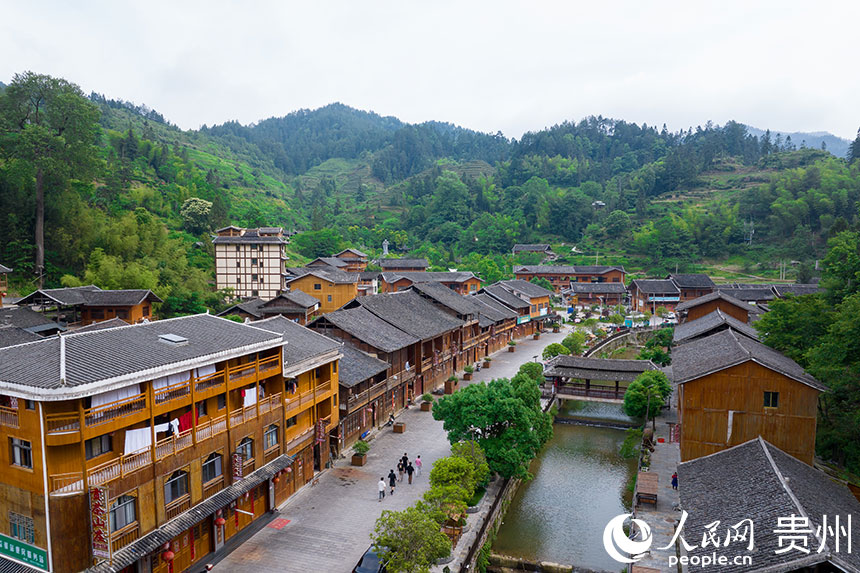Traditional mountainous village in SW China's Guizhou prospers with renewed vigor
