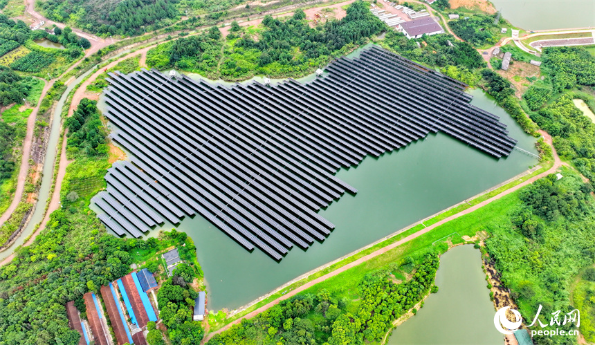 In pics: Water-surface PV project in E China's Jiangxi