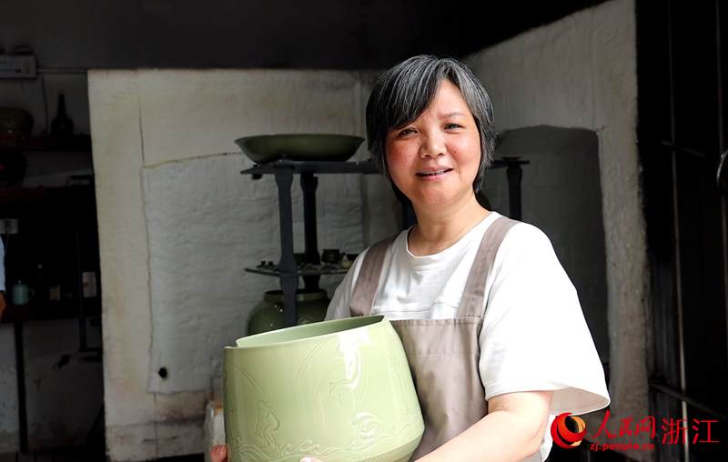 Inheritor creates ceramic work to celebrate upcoming Asian Games