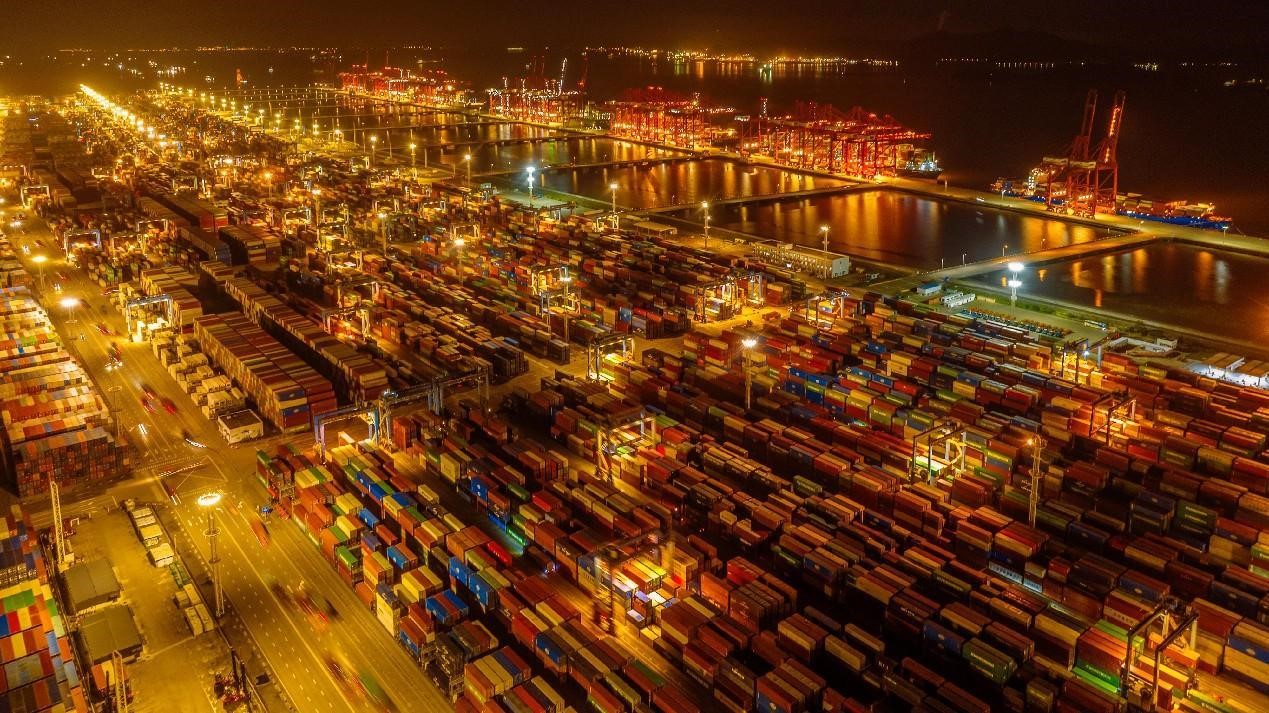 E China's Ningbo-Zhoushan Port strives to become world-class port