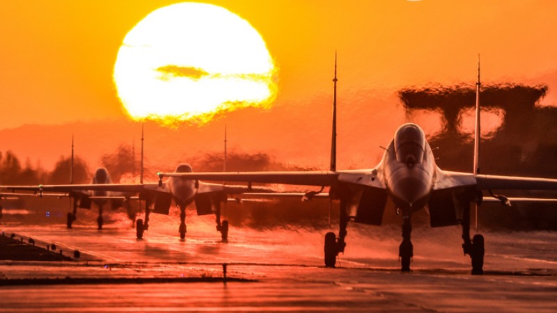 Air Force Xi'an Flying College organizes 24-hour training